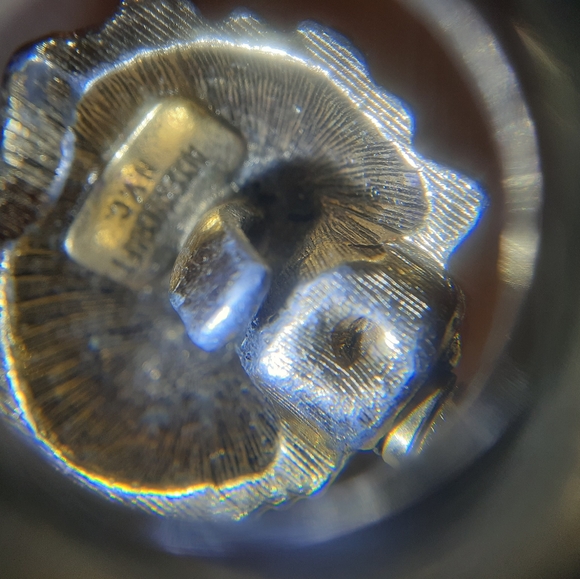 Vintage Gold NYC accessory craft - Picture 4 of 5